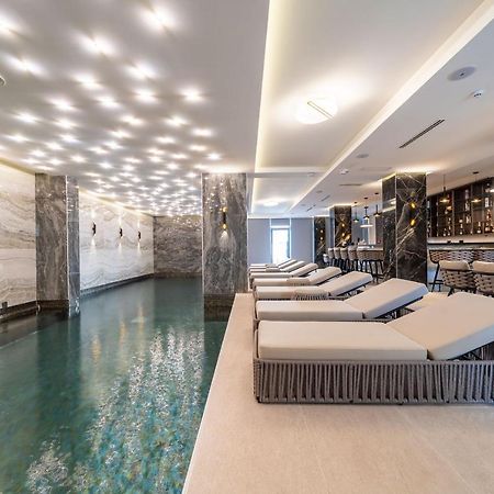 Hotel Millennium By Aycon บุดวา ภายนอก รูปภาพ